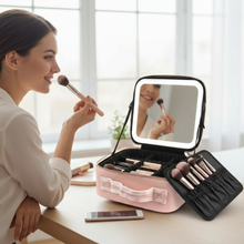 Cargar imagen en el visor de la galería, Organizador de maquillaje portátil con espejo LED
